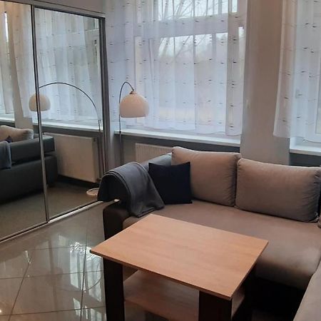 Pogodny Apartament Kudowa-Zdroj Bagian luar foto